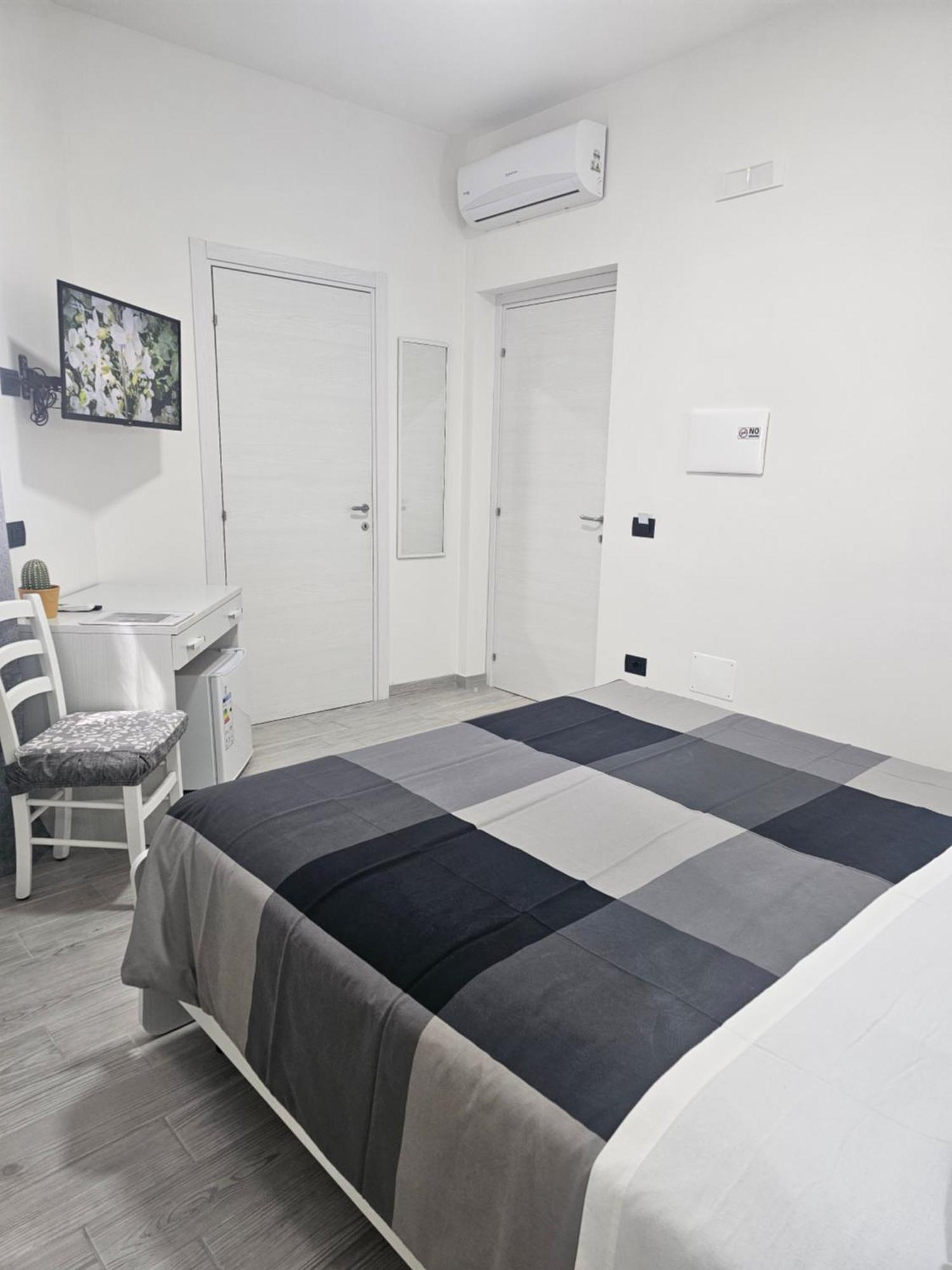 Frontemare Locazione Turistica Hotel Porto Empedocle Exterior photo