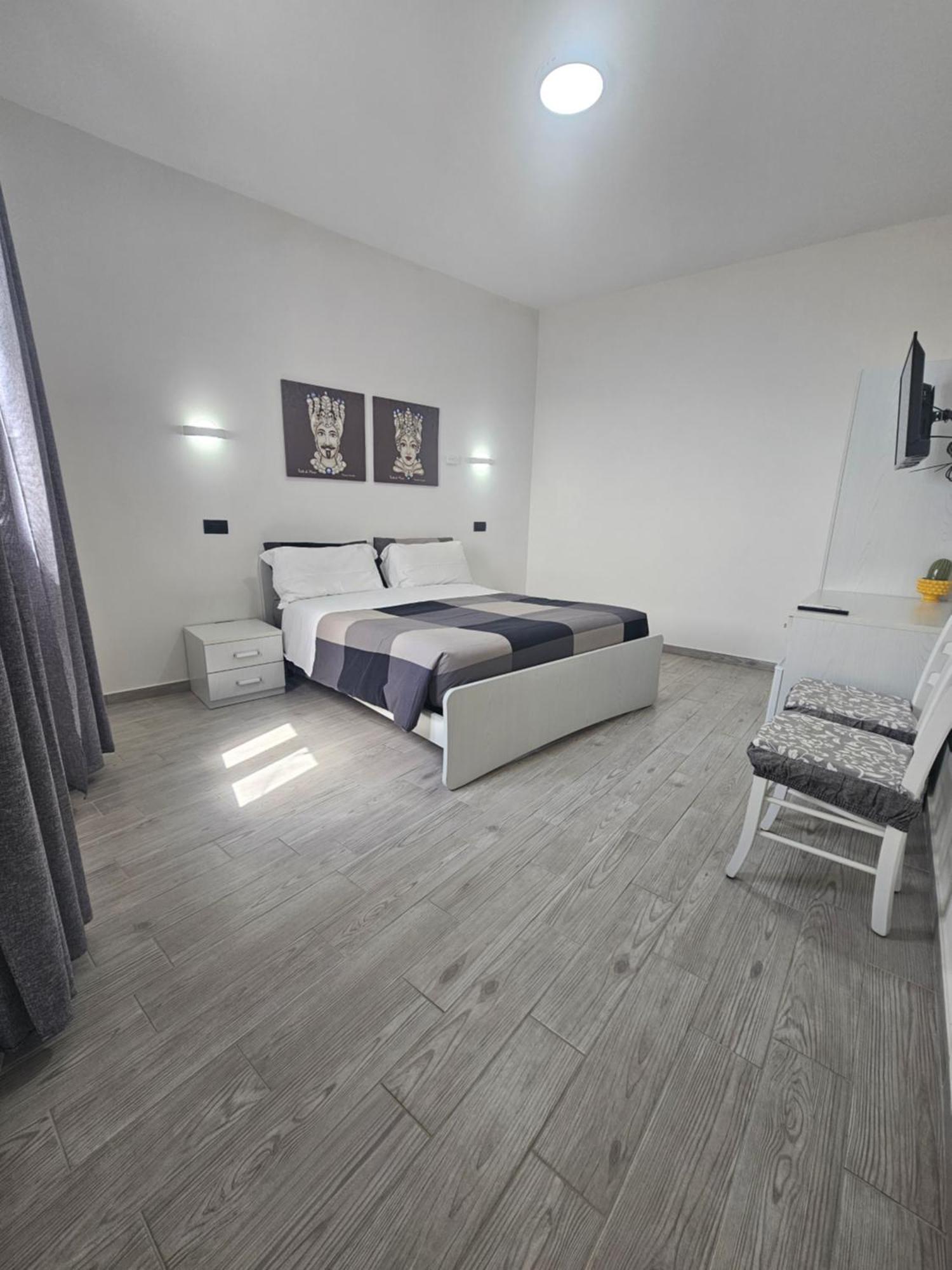 Frontemare Locazione Turistica Hotel Porto Empedocle Exterior photo