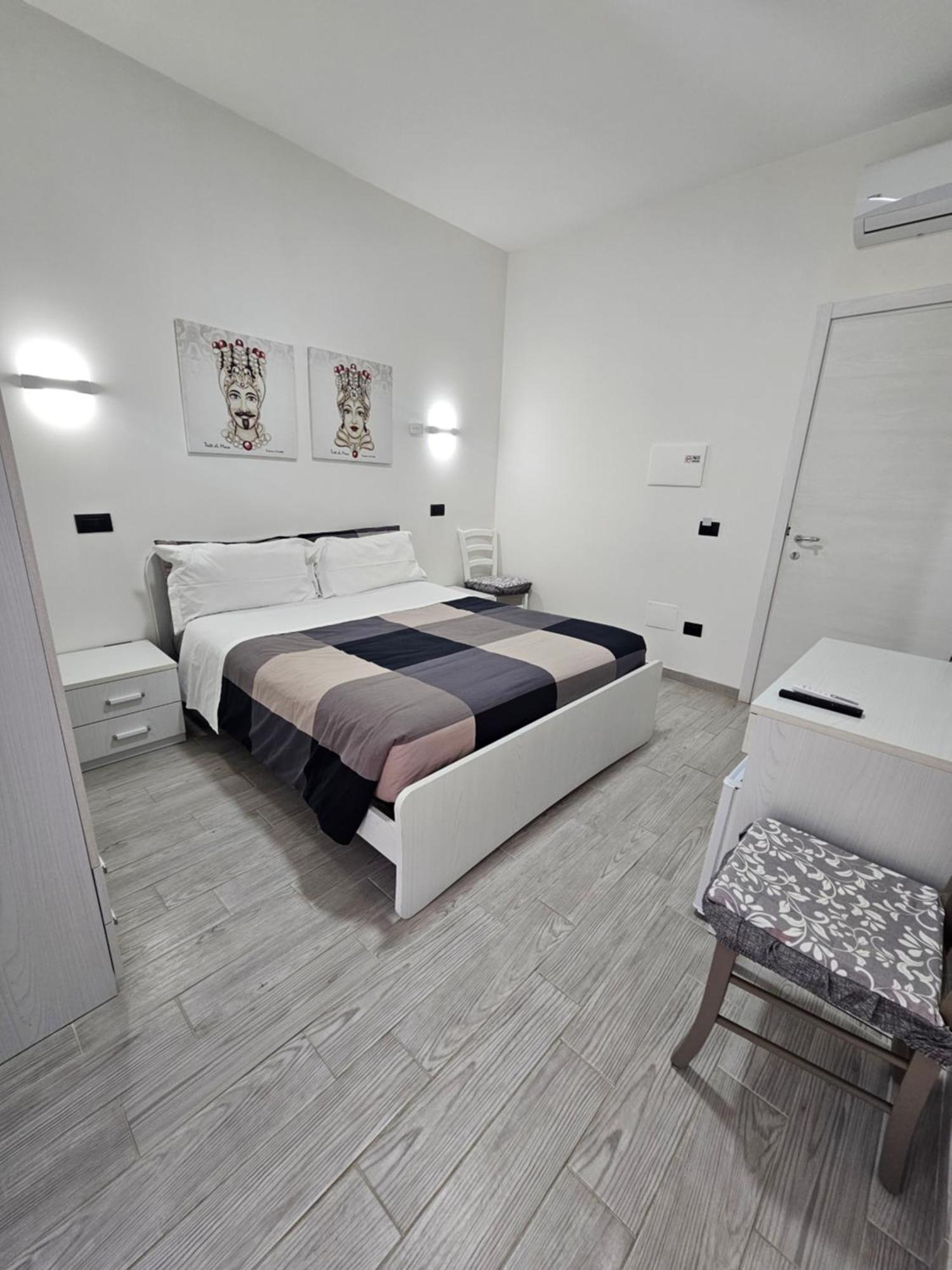 Frontemare Locazione Turistica Hotel Porto Empedocle Exterior photo