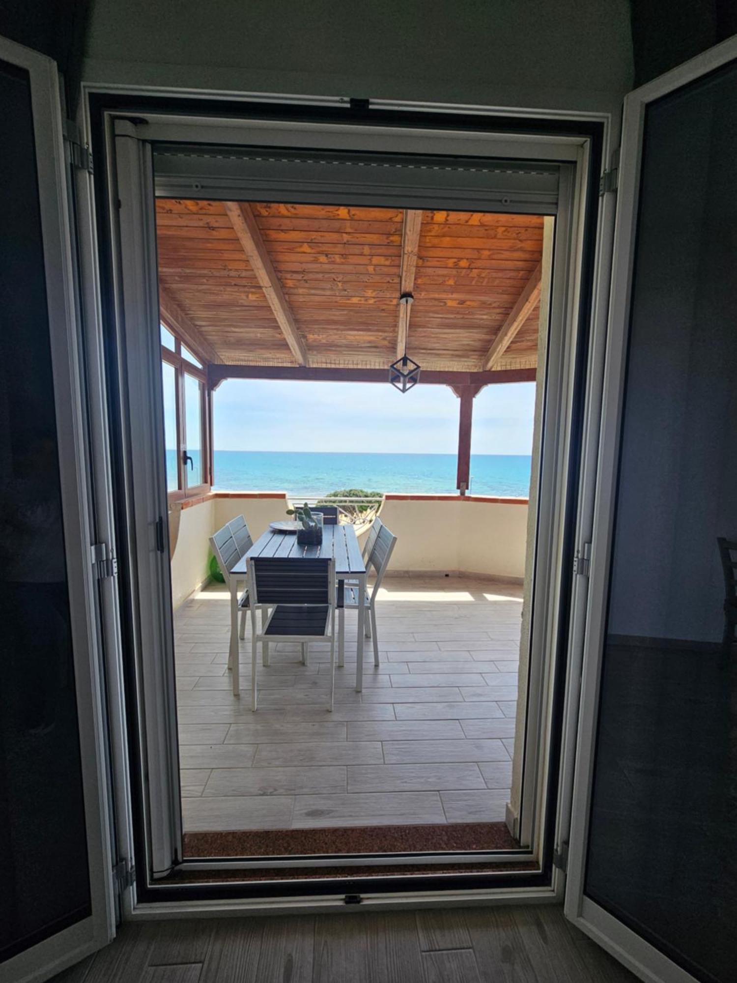 Frontemare Locazione Turistica Hotel Porto Empedocle Exterior photo